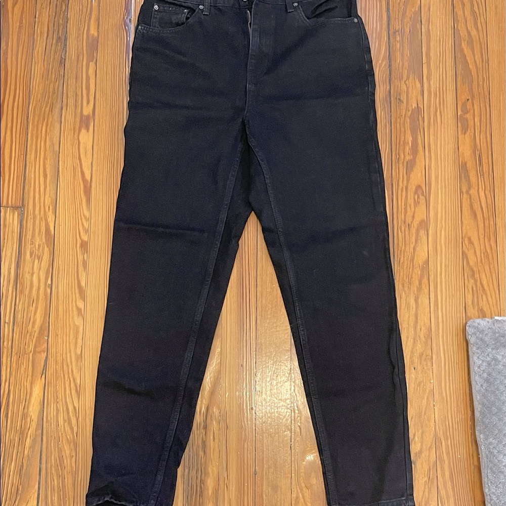 Black mom jeans